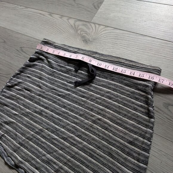 Smartwool Merino Wool Gray Striped Warm Outdoor Ski Lodge Skirt Size Medium - Picture 5 of 6